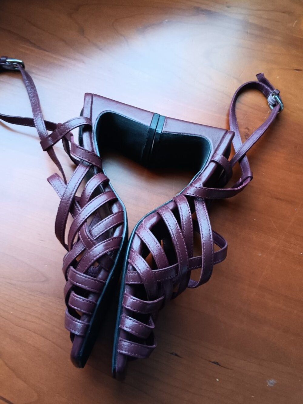 NWT Wine Burgundy Fall Strappy Heeled Ankle Strap Sandals Size 7